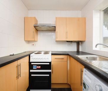 2 bedroom maisonette to rent Manor Road, Stansted, CM24 - Photo 5