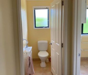 Sunny and spacious two bedroom home - Photo 1