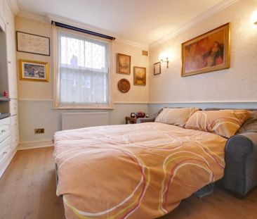 Studio to rent - Photo 2