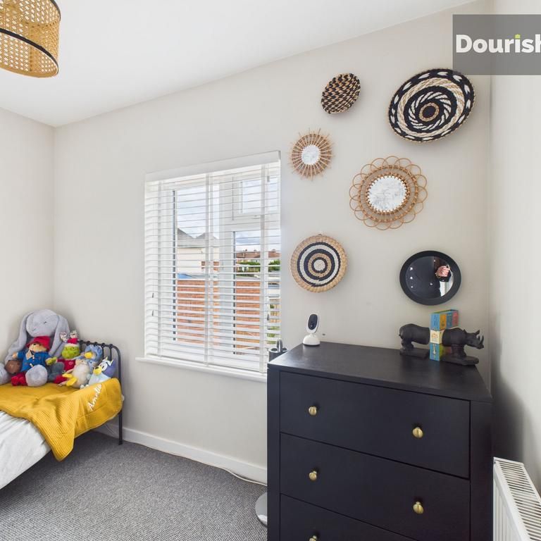 3 bedroom semi-detached house to rent - Photo 1