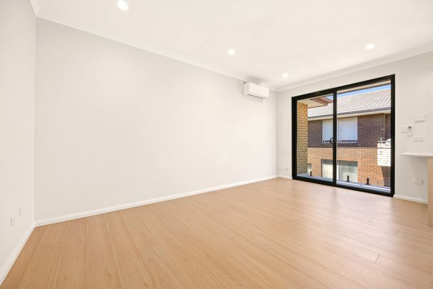 Unit 2, 5 & 8/20 Liverpool Street, Rose Bay NSW 2029 - Apartment For Rent | Domain - Photo 1