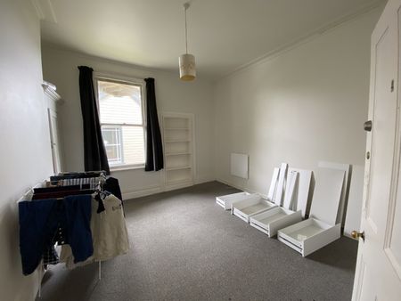 4 Bedroom City Rise Flat - Available for 2026 - Photo 2