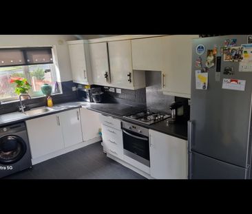 3 Bed Semi-Detached House, Humber Road, CV3 - Photo 4