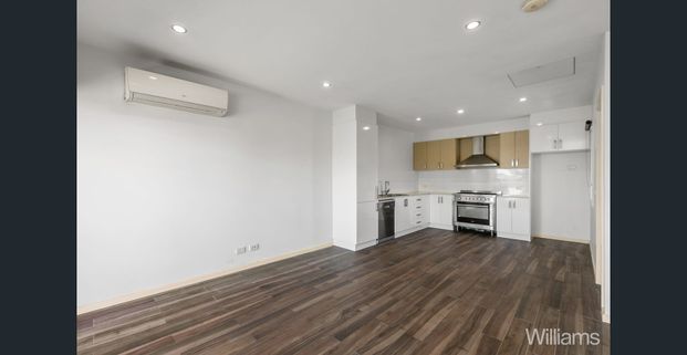 Modern Townhouse with Parkland Views - Photo 1