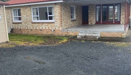 Three Bedroom Brick Home - Photo 2