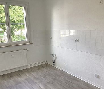 3,5-Zimmer, Tageslichtbad + Balkon - Foto 4