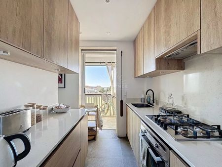 Location Appartement 2 pièces 59m² CANNES 06400 - Photo 5