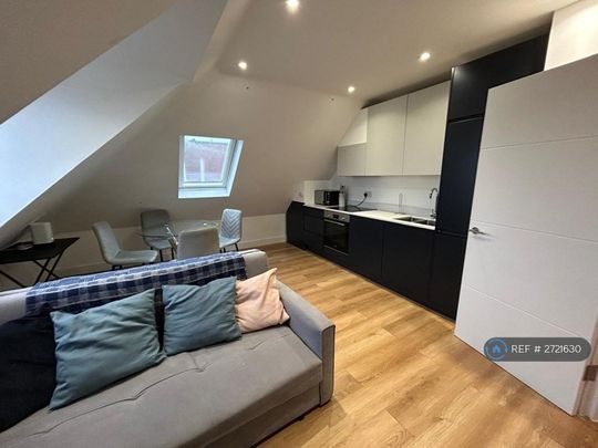 2 bedroom flat to rent - Photo 1