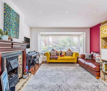 3 bedroom semi-detached house to rent - Photo 3