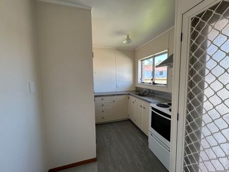 Unit 8, 42 Clevedon Road, Papakura, Auckland - Photo 5