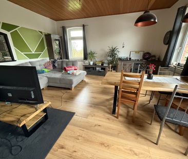 Großzügige Familienwohnung im Altbau mit Gartennutzung - Photo 2