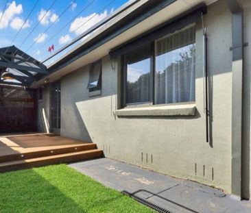 2/119 Darebin Rd Thornbury VIC 3071 - Photo 3