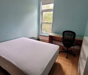 1 CH - 1 SDB - Montréal - $820 /mo - Photo 2