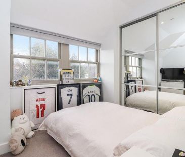 3 bedroom terraced house to rent - Photo 6