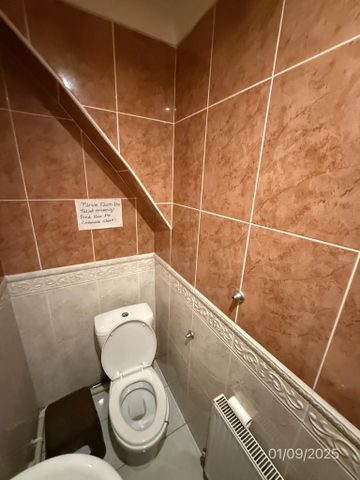 5 bedroom flat to rent - Photo 2