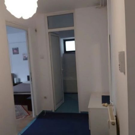 1 camera zona in Gara de Nord - Fotografie 4