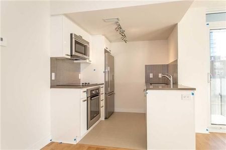 For Lease - 295 Adelaide Street Unit# 724, Toronto, Ontario - Photo 3