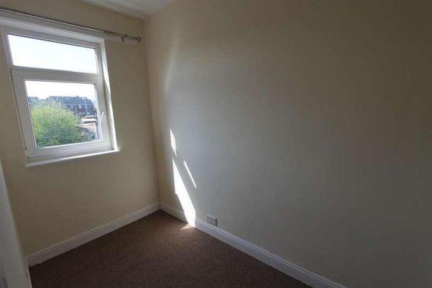 Snydale Road, Cudworth, Barnsley, S72 - Photo 1