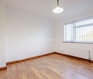 4 bedroom semi-detached house to rent - Photo 4