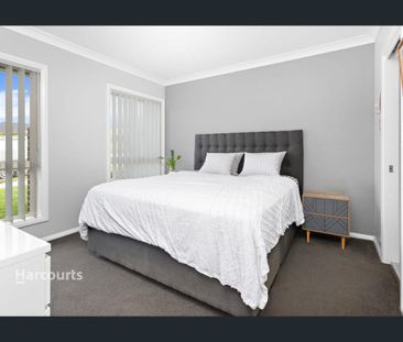 4 Bedrooms, 2 Bathrooms, Single Garage - Photo 3