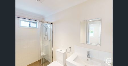 Charming 2-Bedroom Cottage in Prime Lemon Tree Passage Location - Photo 5