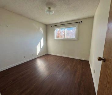 75 Wright Avenue — 75 Wright Avenue - Photo 6