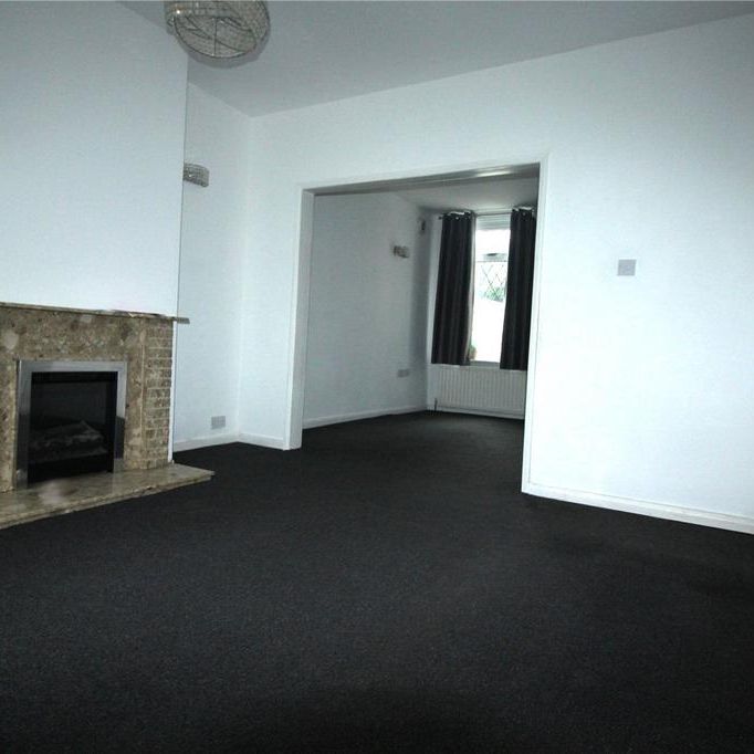 2 bedroom end of terrace house to rent - Photo 1