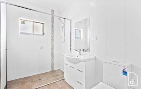 Modern Coastal Living Meets Low Maintenance Ease - Photo 5