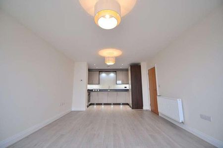 Heron Way, Maidenhead, Berkshire, SL6 - Photo 4