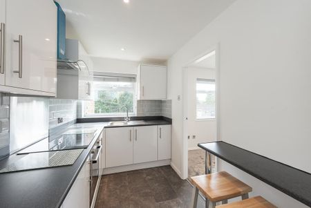 1 bedroom maisonette to rent - Photo 2