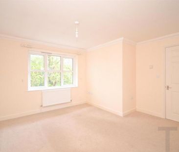 2 bedroom maisonette to rent - Photo 6