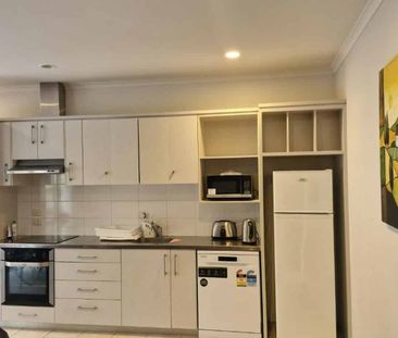 Fully Furnished and Close to Hospital - Photo 4