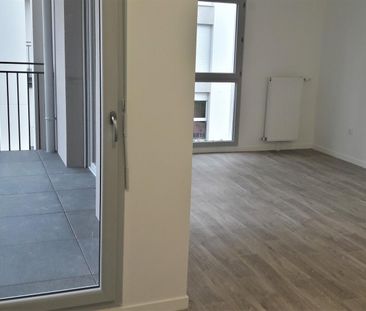 location Appartement T2 DE 55.81m² À MELUN - Photo 2