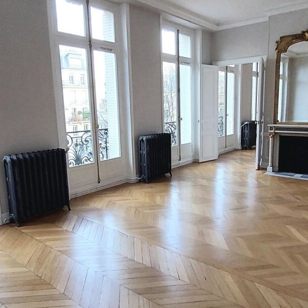 Hôtel particulier • Hoche-Friedland - Photo 1