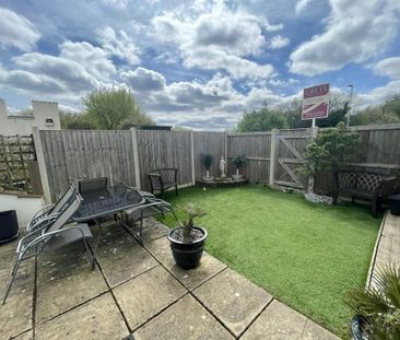 Tree Hamlets, Upton - Photo 1