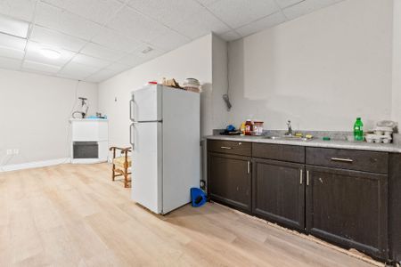 For Lease - 1073 Gabriel Place, Burlington, Ontario - Photo 4