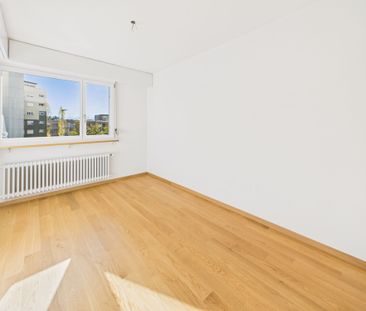 Spacious and light-filled 3.5-room apartment for rent in Zollikofen BE - Photo 3