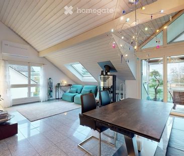 Spacious 4.5-Room Attic Apartment – Modern Living with Stunning Vie... - Photo 3