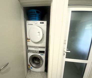 Gem on Oriental! - Photo 5