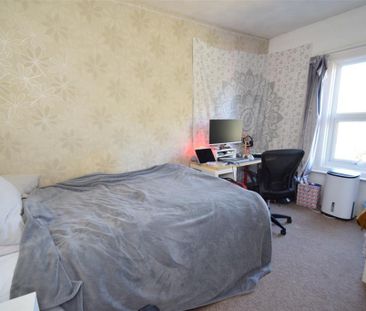 4 bedroom house to rent - Photo 3