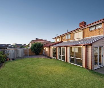 Big-Hearted Family Living in the Heart of it All - Photo 4