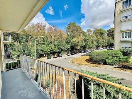 Location Appartement 4 pièces 74m² - Photo 4