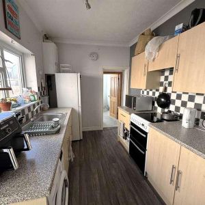 Queens Road, Gosport, PO12 - Photo 2