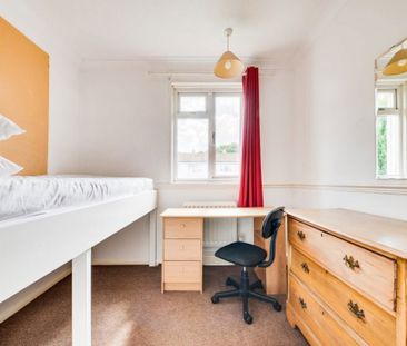 £71 p/w (£308 pcm) - Photo 5