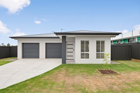 3 Treeton Close, Farley NSW 2320 - House For Rent | Domain - Photo 5