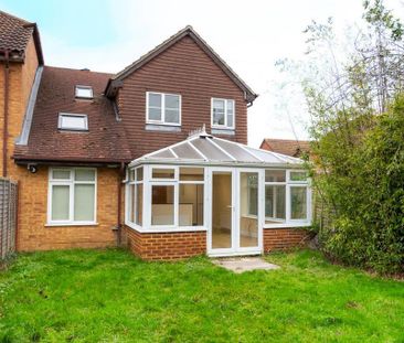 3 bedroom terraced house to rent - Photo 3