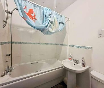 Longacres, Bridgend, CF31 - Photo 6