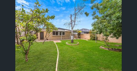 Stylish Living in a Prime Frankston Location!! - Photo 5