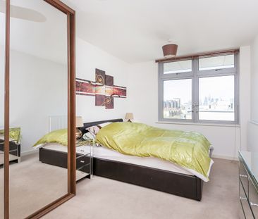 Salton Square, London, E14 7GJ - Photo 6