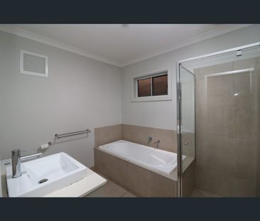 9 Yosemite Street, Truganina, Vic 3029 - Photo 3